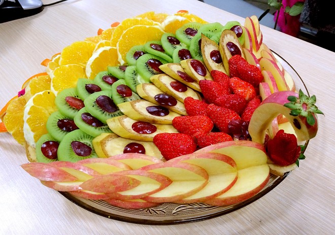 券商晨会摘要 | 看好权益市场，重点关注科技、消费及“反内卷”领域